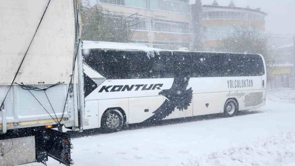 Sertavul geçidi ulaşıma kapandı